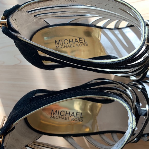 MICHAEL Michael Kors black suede 4-inch heels - Picture 4 of 5